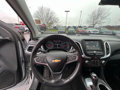 Used 2018 Chevrolet Equinox LT image 34