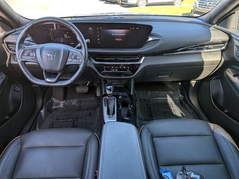 Used 2025 Buick Envista Avenir FWD image 17
