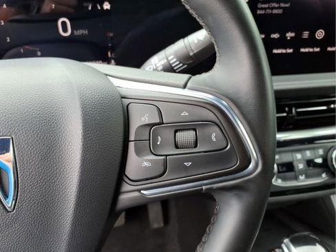 Used 2024 Buick Envista Sport Touring w/ Convenience I Package FWD image 15