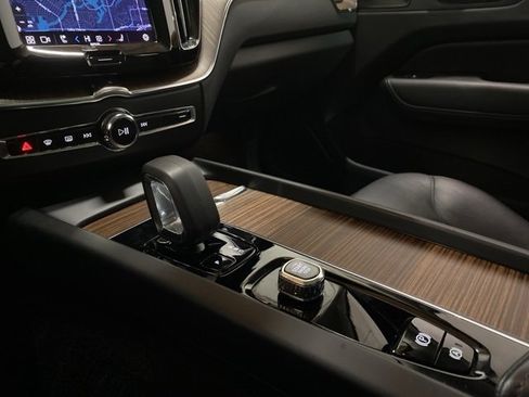 Used 2023 Volvo XC60 B5 Plus w/ Protection Package Premier image 55