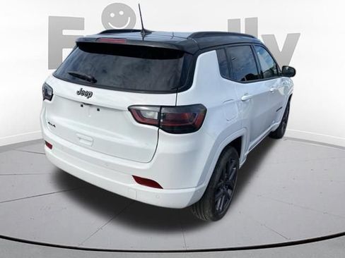 Used 2025 Jeep Compass Limited w/ Driver Assist Group I AWD/4WD image 5