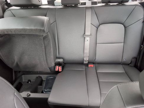 New 2026 Chevrolet Colorado Trail Boss AWD/4WD image 31