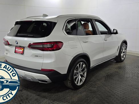 Used 2019 BMW X5 xDrive40i w/ Executive Package AWD/4WD image 7