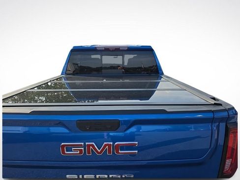 Used 2023 GMC Sierra 1500 AT4X AWD/4WD image 5