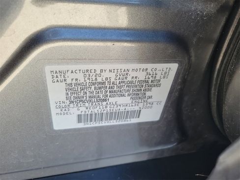 Certified 2020 Nissan Kicks SV image 33