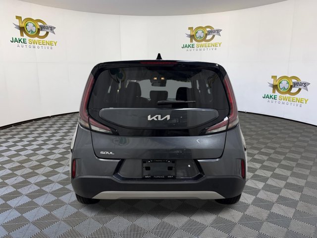 Certified 2025 Kia Soul LX w/ LX Technology Package FWD image 9