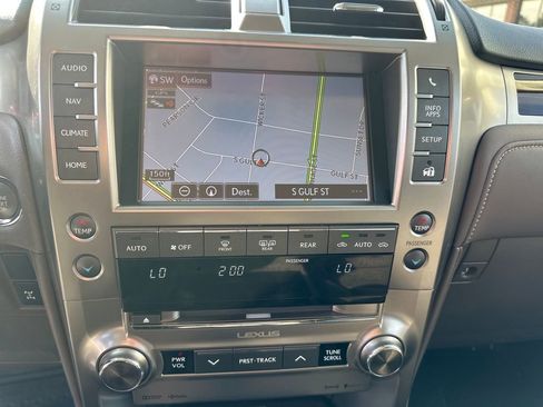 Used 2015 Lexus GX 460 w/ Premium Package image 19