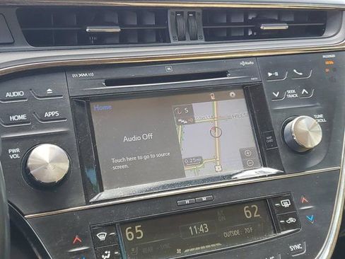 Used 2018 Toyota Avalon image 26