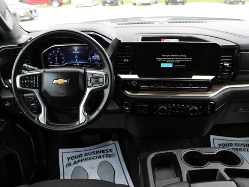 Used 2025 Chevrolet Silverado 1500 LT w/ Work Truck Package AWD/4WD image 11