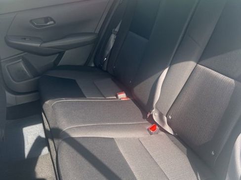 New 2025 Nissan Sentra SV image 6