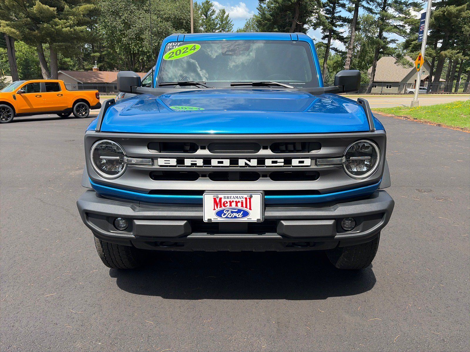 Used 2024 Ford Bronco Big Bend AWD/4WD image 2