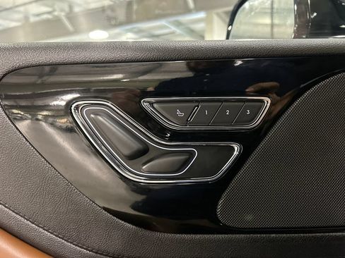 Certified 2023 Lincoln Aviator Reserve w/ Elements Package Plus AWD/4WD image 20
