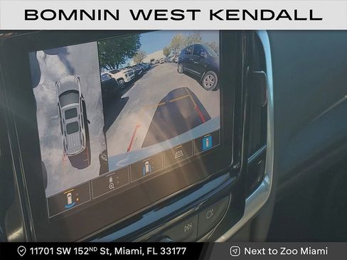 Used 2022 Chevrolet Traverse RS image 30