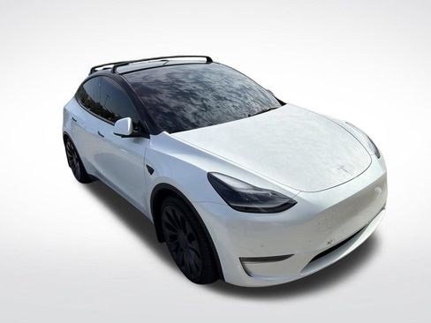 Used 2022 Tesla Model Y Performance AWD/4WD image 4