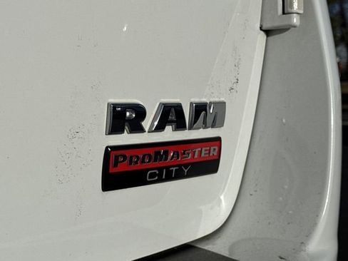 Used 2022 RAM ProMaster City Tradesman image 17