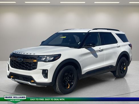 Used 2026 Ford Explorer Tremor w/ Tremor Convenience Package AWD/4WD image 2