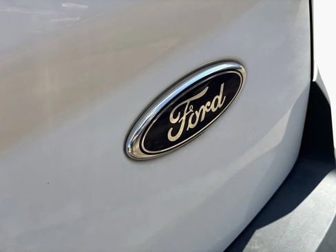 Used 2016 Ford Transit Connect XL image 9