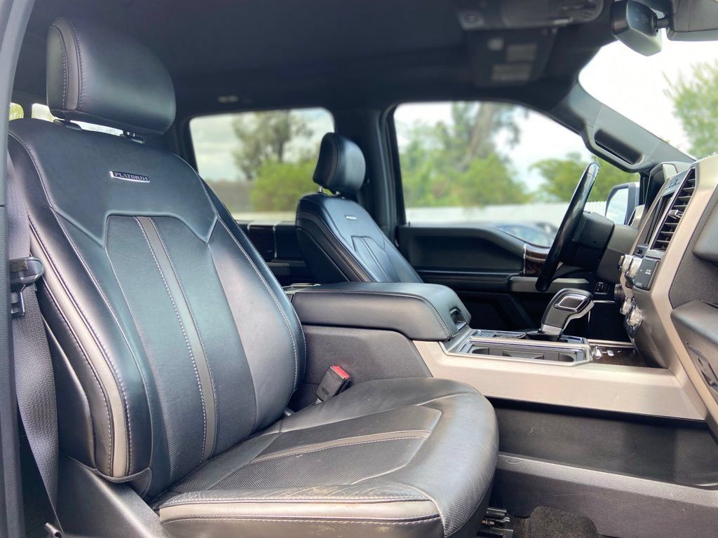 Used 2017 Ford F150 Platinum w/ Equipment Group 701A Luxury AWD/4WD image 16
