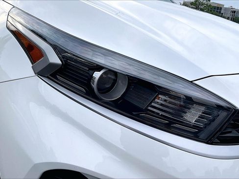 Used 2023 Kia Forte LXS w/ LXS Technology Package FWD image 25