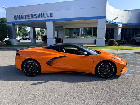 Used 2024 Chevrolet Corvette Stingray Preferred Conv w/ Z51 Performance Package RWD image 4