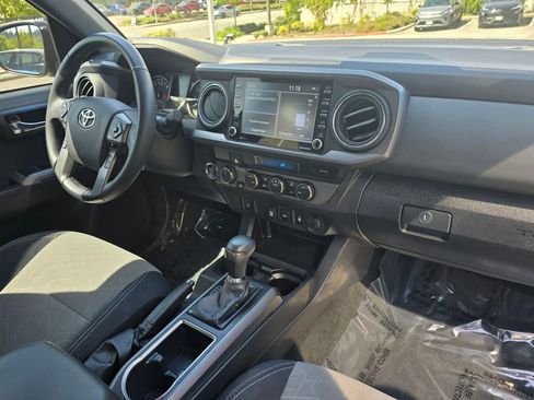 Used 2023 Toyota Tacoma TRD Off-Road AWD/4WD image 10