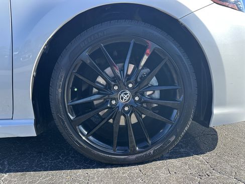 Used 2022 Toyota Camry XSE image 13