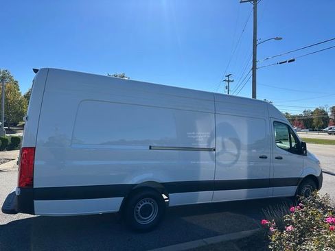 Used 2026 Mercedes-Benz Sprinter 2500 image 6