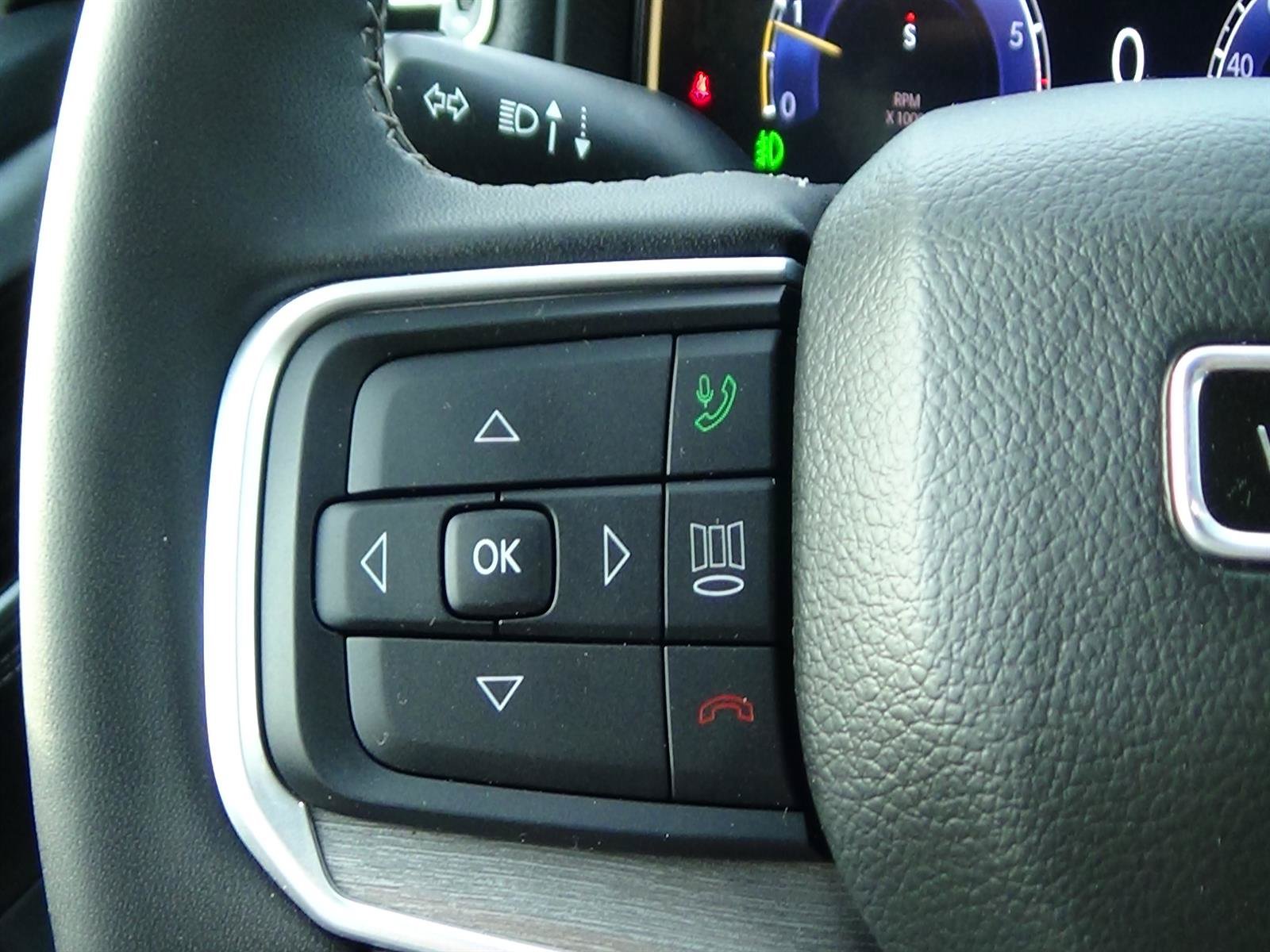 Used 2025 Jeep Wagoneer L 4WD image 22