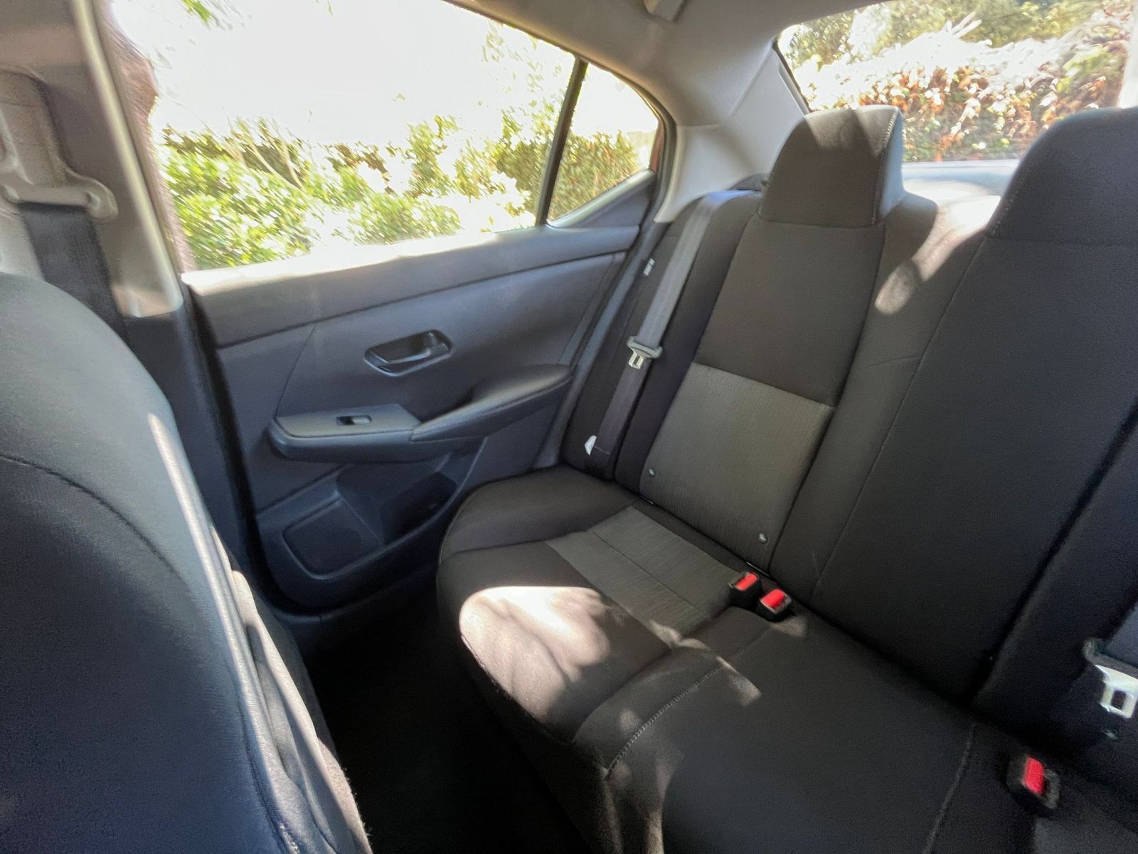 Used 2025 Nissan Sentra SV FWD image 36