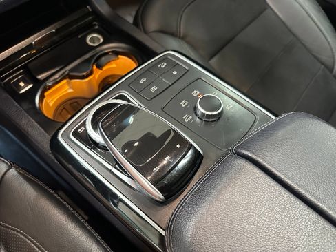 Used 2019 Mercedes-Benz GLS 550 4MATIC image 32