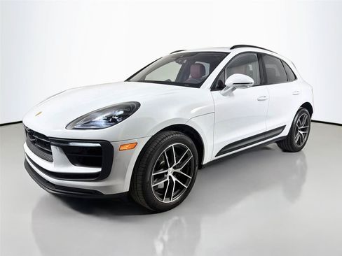 Certified 2026 Porsche Macan S AWD/4WD image 1