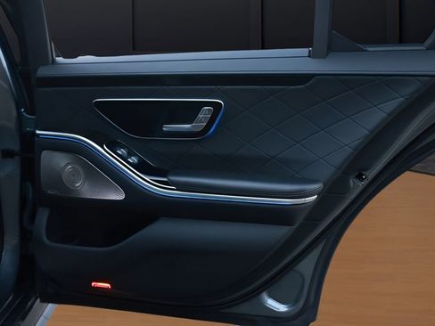 Used 2022 Mercedes-Benz S 500 4MATIC image 19