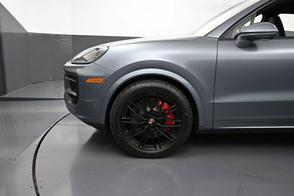 Certified 2026 Porsche Cayenne S AWD/4WD image 12