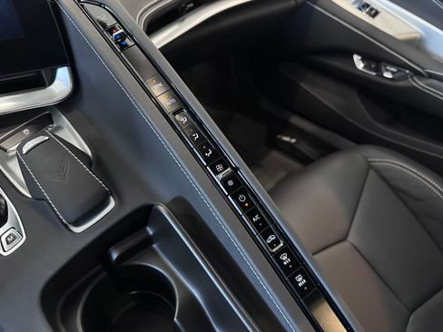 Certified 2024 Chevrolet Corvette Stingray Convertible w/ Z51 Performance Package image 19