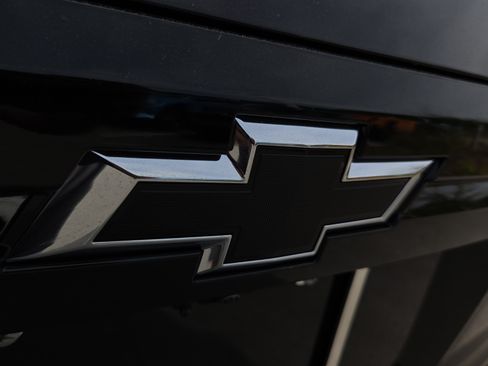 New 2026 Chevrolet Traverse RS w/ LPO, Floor Liner Package FWD image 31