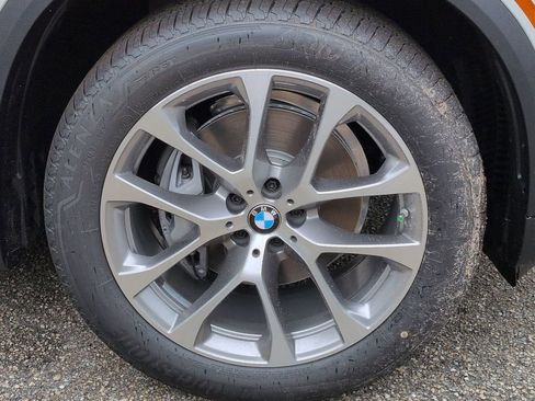 New 2026 BMW X5 sDrive40i w/ Premium Package RWD image 11
