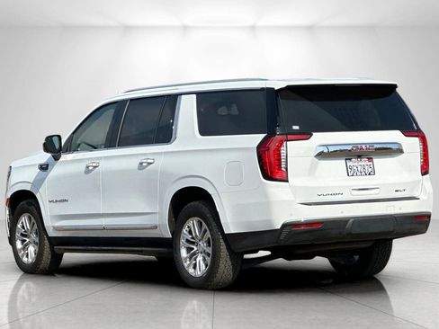 Used 2023 GMC Yukon XL SLT RWD image 5