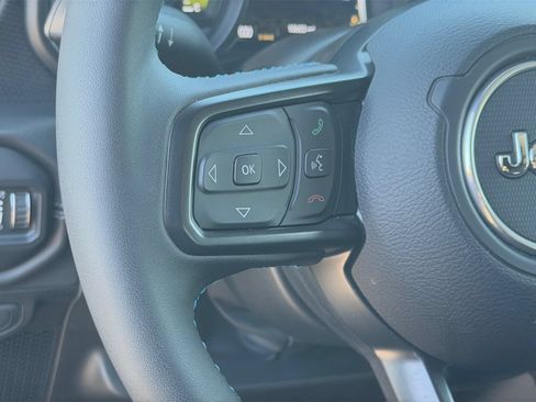 Used 2024 Jeep Wrangler Unlimited Rubicon 4xe AWD/4WD image 25