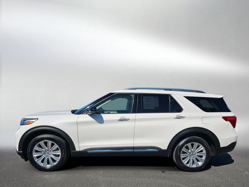 Used 2021 Ford Explorer Limited w/ Hybrid Equipment Group 310A AWD/4WD image 2