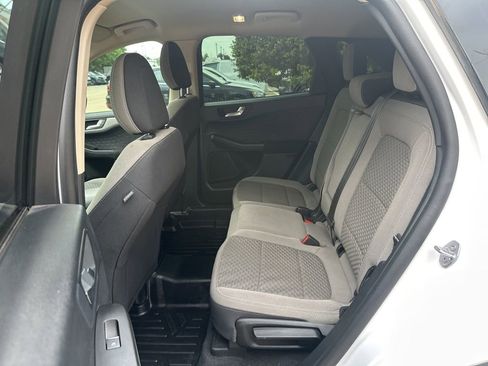 Used 2020 Ford Escape SE FWD image 11