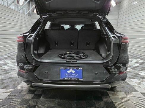 Used 2025 Chevrolet Equinox EV LT w/ Convenience Package FWD image 36