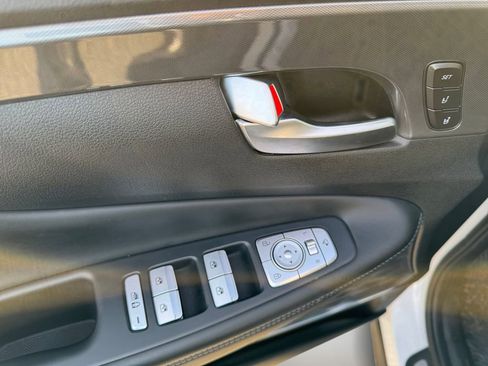 Used 2023 Hyundai Santa Fe Calligraphy image 16