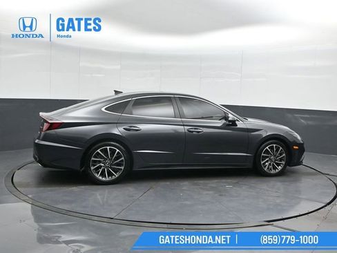 Used 2022 Hyundai Sonata Limited image 3
