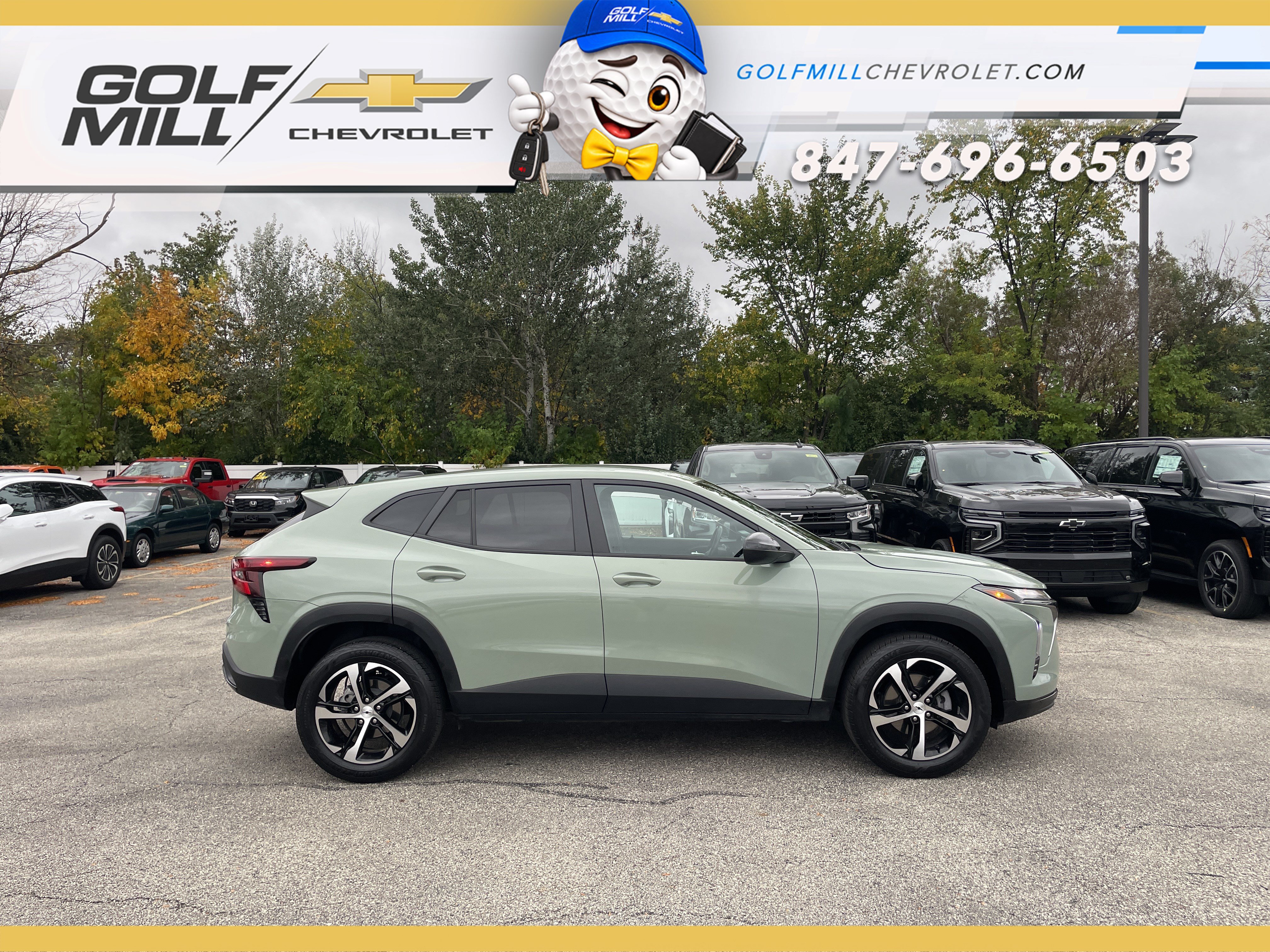 Used 2024 Chevrolet Trax RS w/ Driver Confidence Package FWD image 4