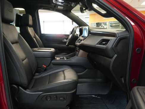 Used 2024 Chevrolet Suburban High Country w/ Advanced Technology Package AWD/4WD image 42