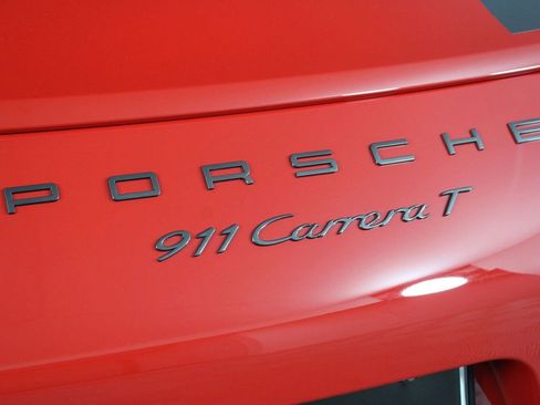 Certified 2019 Porsche 911 Carrera T RWD image 38