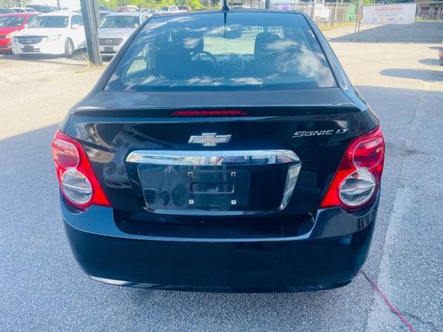 Used 2014 Chevrolet Sonic LT w/ Wheels and Fog Lamp Package image 9