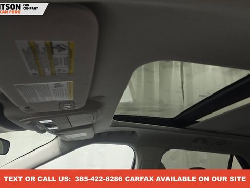 Used 2025 Ford Explorer Active w/ Active Comfort Package image 2