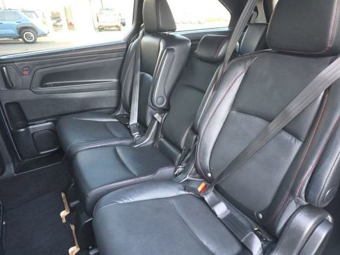 Used 2024 Honda Odyssey Sport image 11