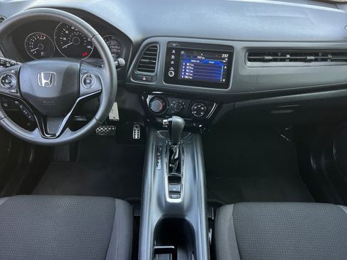 Used 2022 Honda HR-V Sport image 4